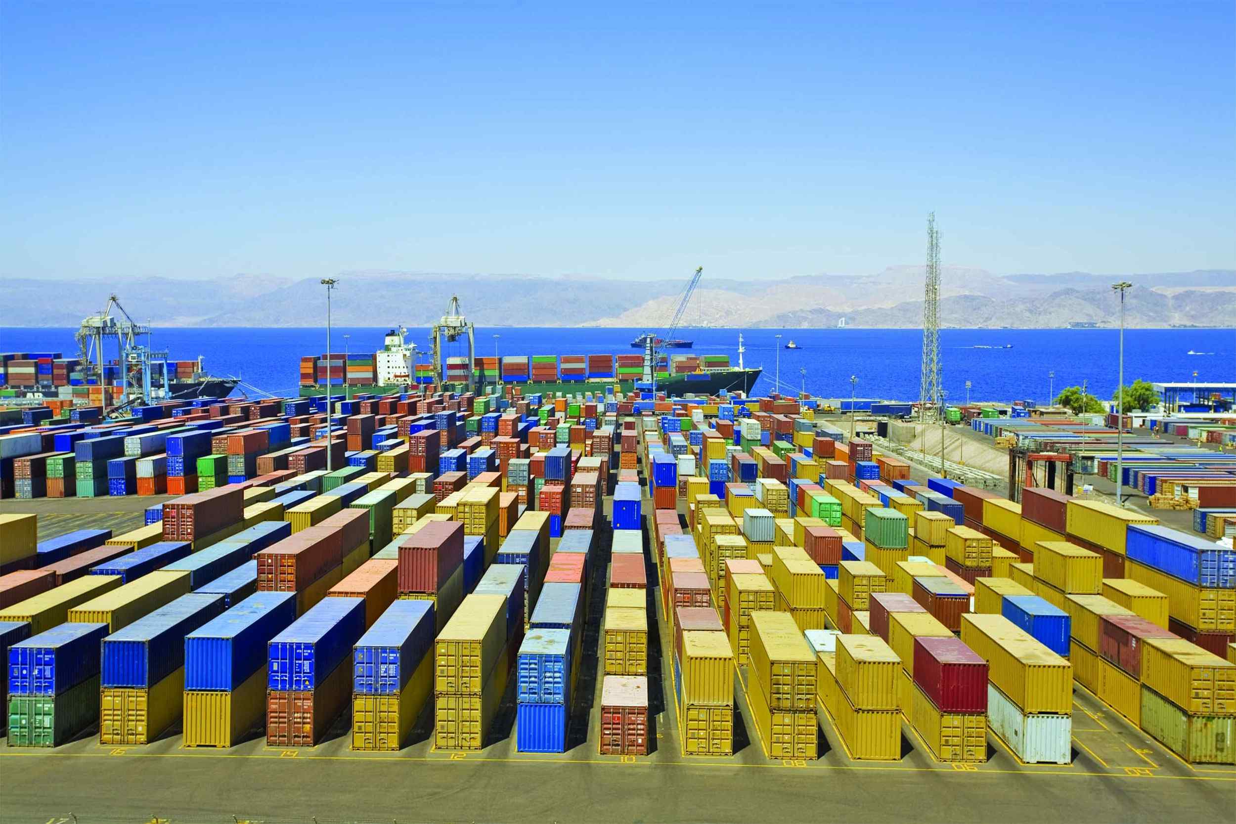 https://royalgatecourier.com/wp-content/uploads/2015/09/Harbor-warehouse.jpg